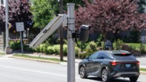 AI License Plate Cameras Face a Growing Backlash Across the United States