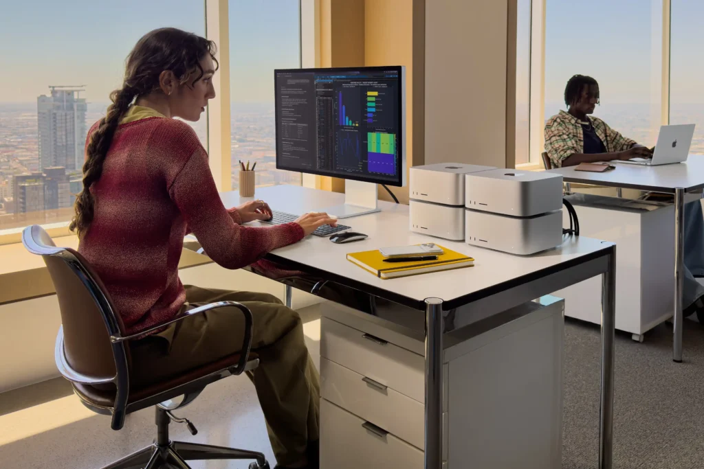  Multiple Mac Studio computers connected for AI inference
Image title: Mac Studio AI cluster